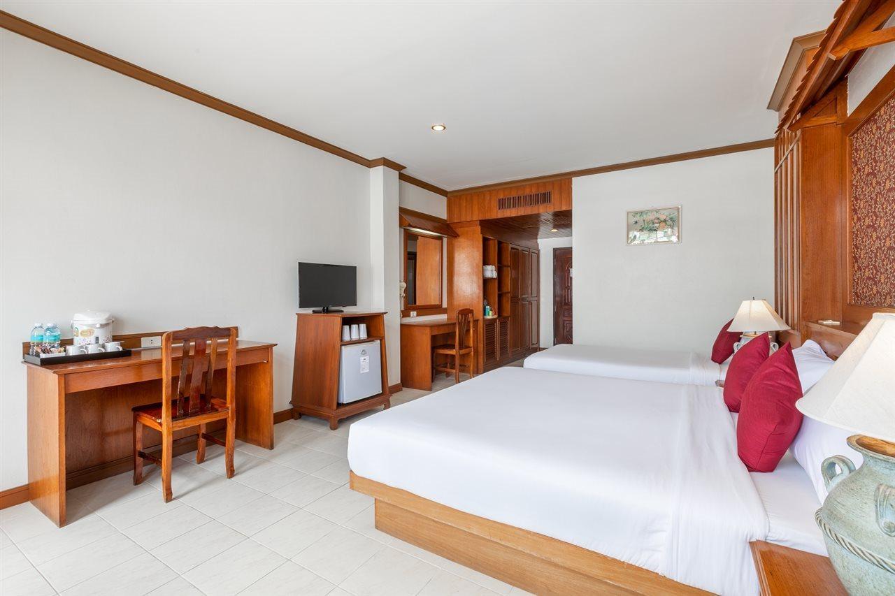 Tony Resort Patong Exterior foto